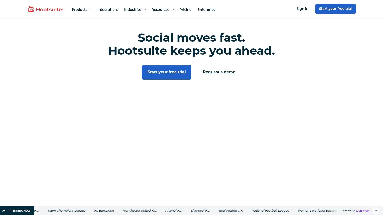 Hootsuite dashboard for AI-assisted social media scheduling and publishing